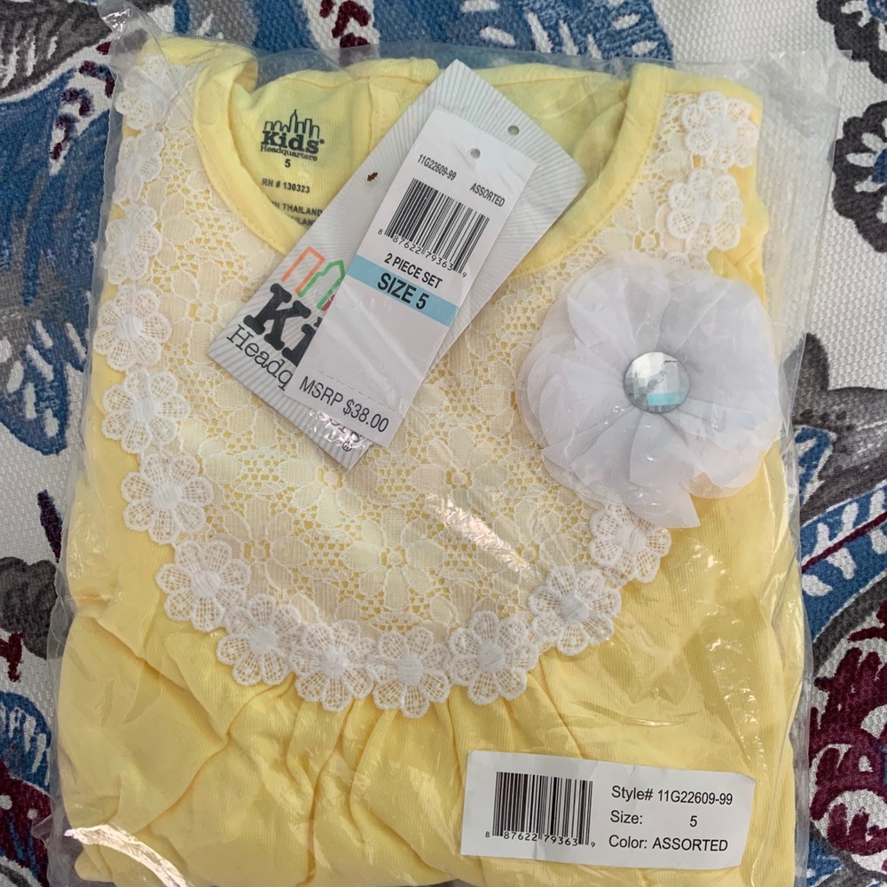NWT - Kids Headquarters  Tunic & Legging Set - Picture 3 of 3